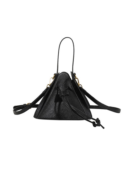 Beautifully Finished Bag in a Timeless Design