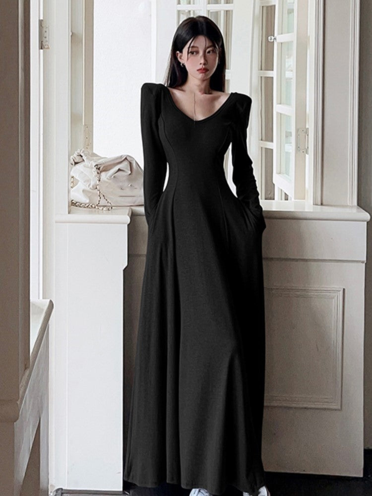 Elegantly Styled Dress for Everyday Wear