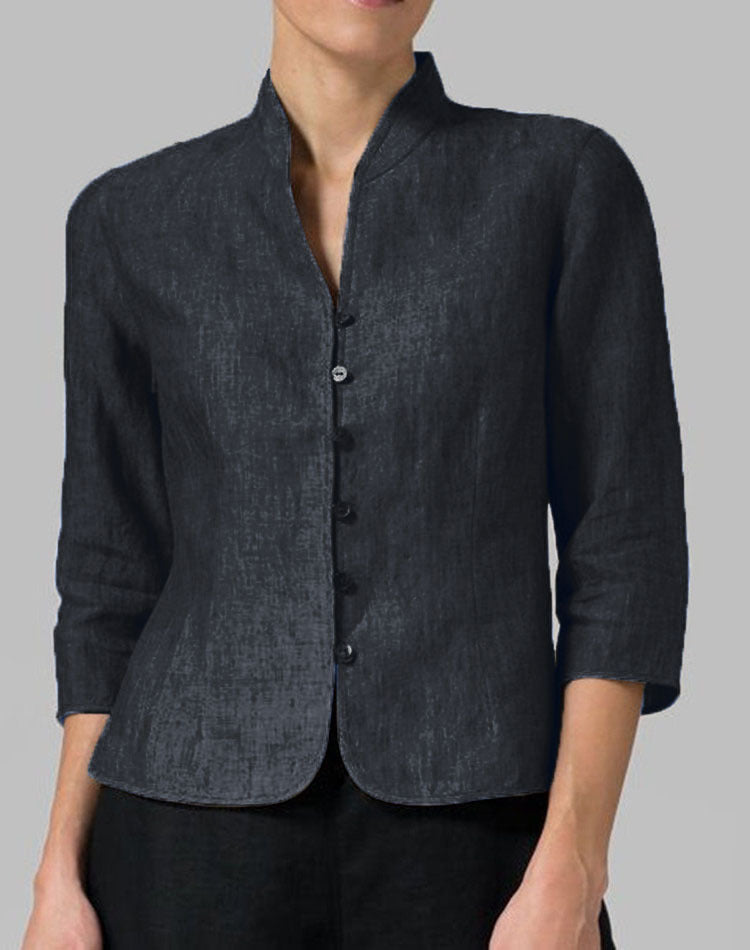 Beautifully Finished Coat in a Timeless Design