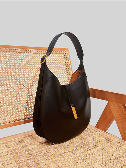 A Vintage Style Bag with Delicate Timeless Details