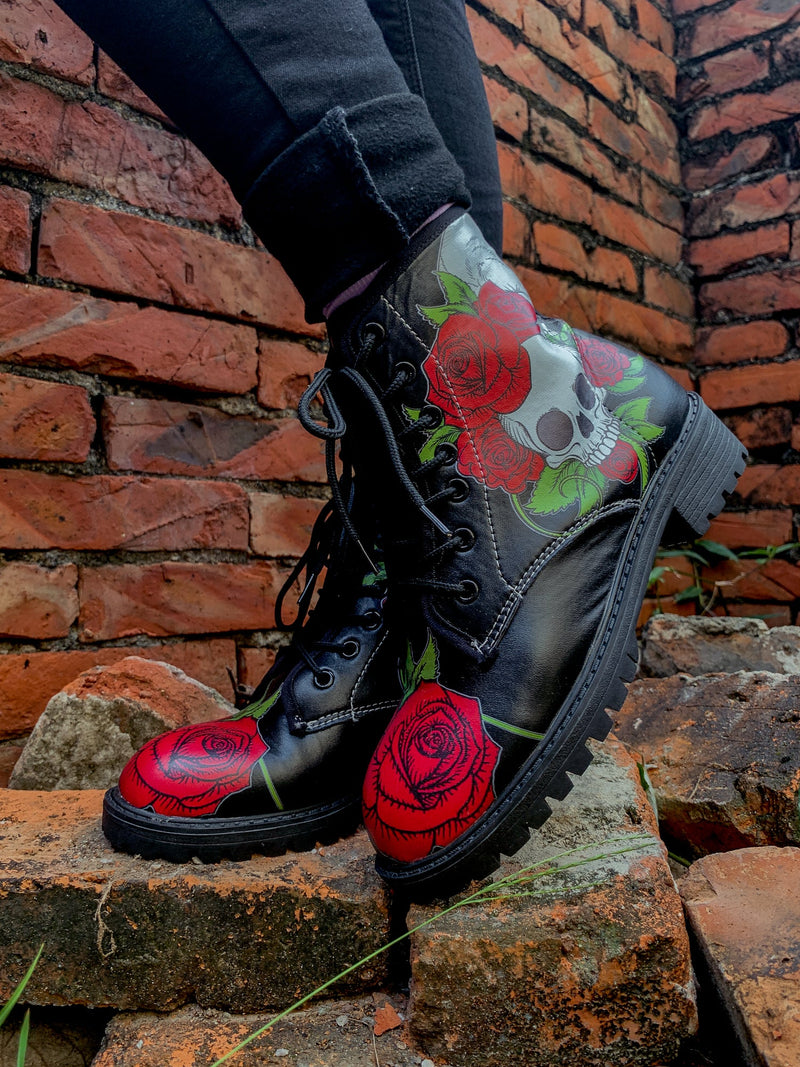 Elegantly Styled Boots for Everyday Wear