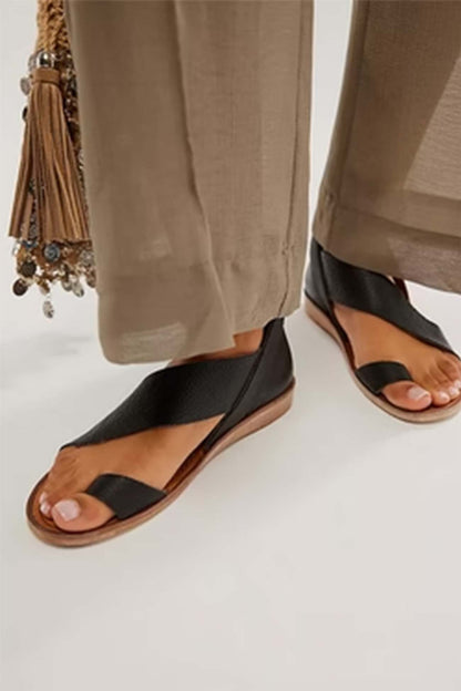 Classic Vintage Sandals with a Flattering Fit