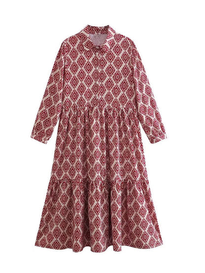 Well Tailored Dress with a Graceful Silhouette