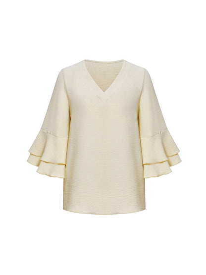 Beautifully Crafted T-Shirt in a Classic Style