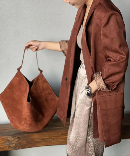 Gracefully Styled Bag for Any Occasion