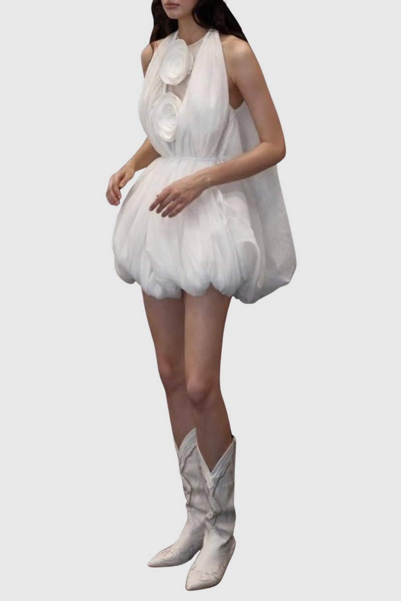 Classic Vintage Dress with a Flattering Fit