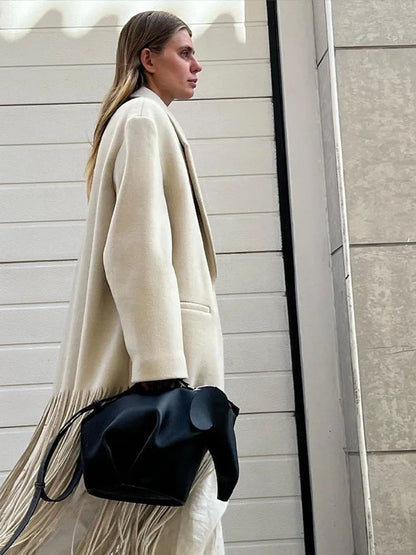Effortlessly Elegant Coat with a Timeless Design