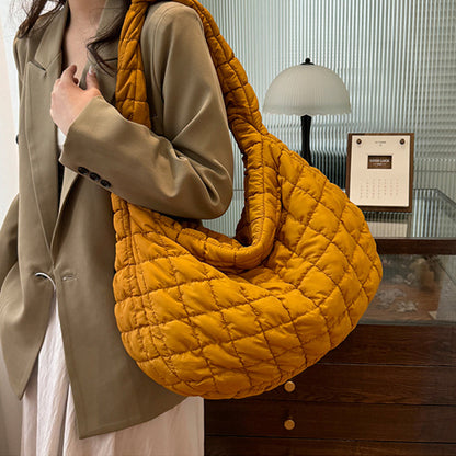 Elegantly Styled Bag for Everyday Wear