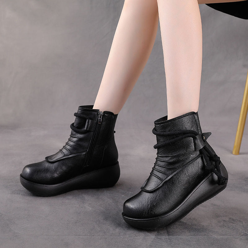Beautifully Finished Boots in a Timeless Design