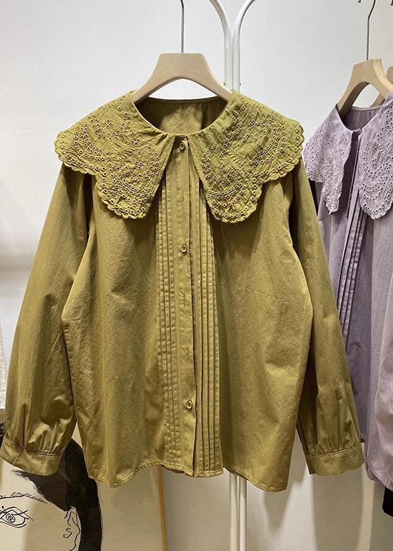 Beautifully Crafted Blouse in a Classic Style