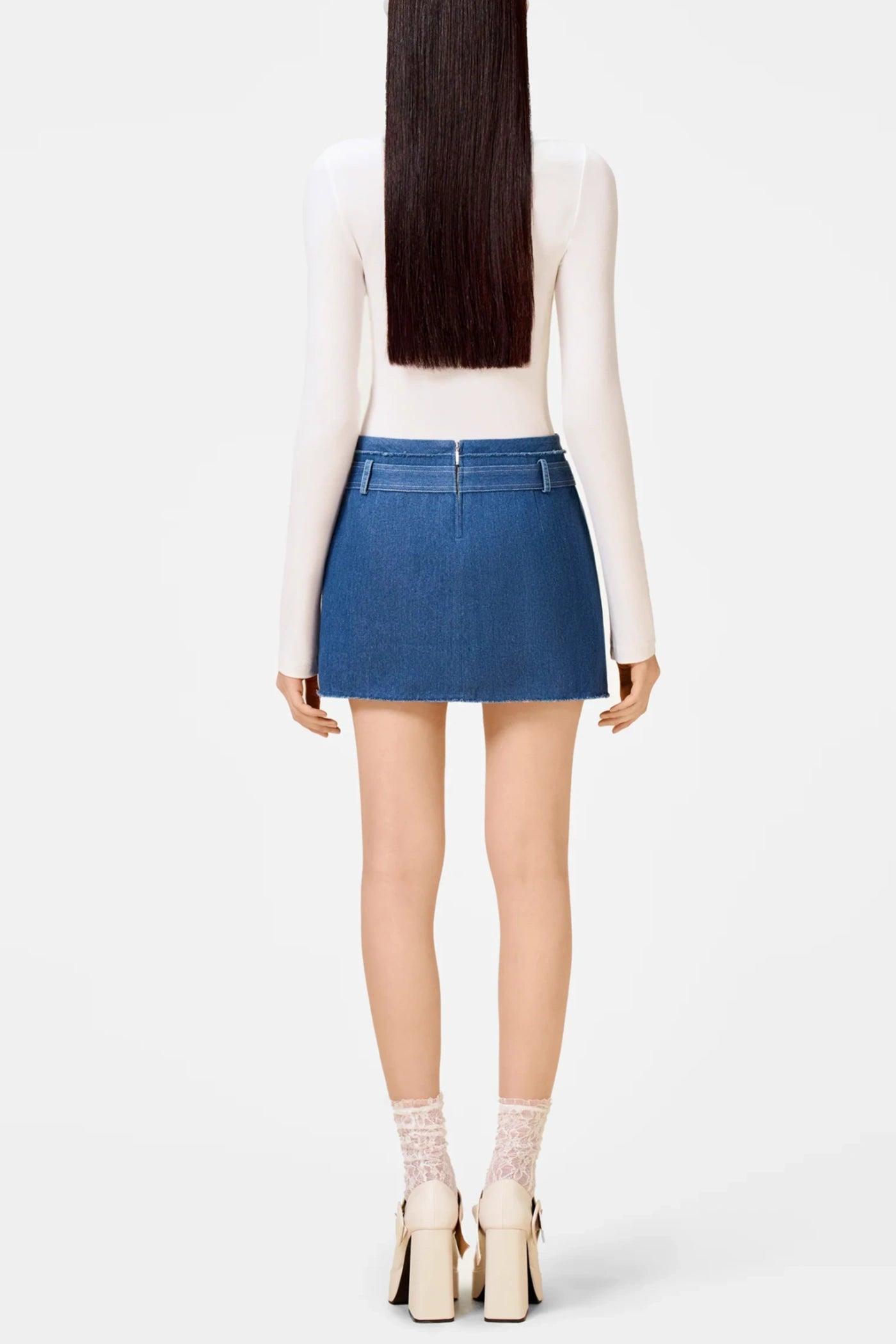 Gracefully Styled Jacket for Any Occasion
