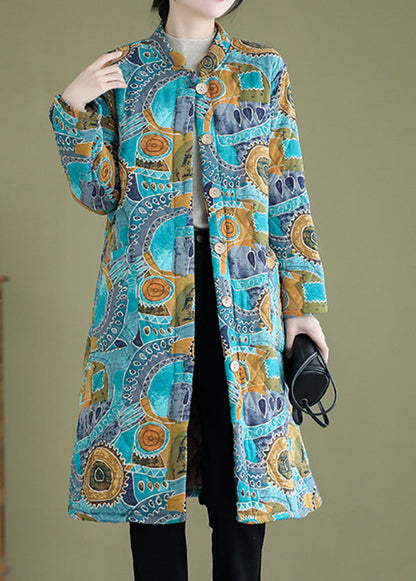 Beautifully Finished Coat in a Timeless Design