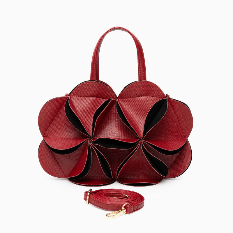 Gracefully Styled Bag for Any Occasion