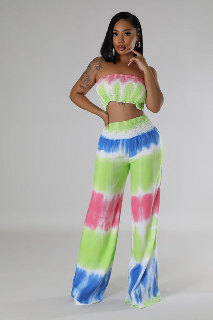 A Vintage Style Pants with Delicate Timeless Details