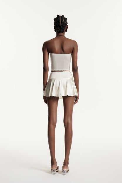 Beautifully Finished Garment in a Timeless Design