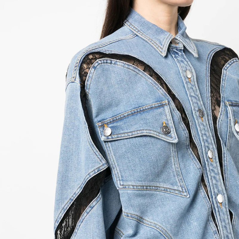 Well Tailored Jacket with a Graceful Silhouette