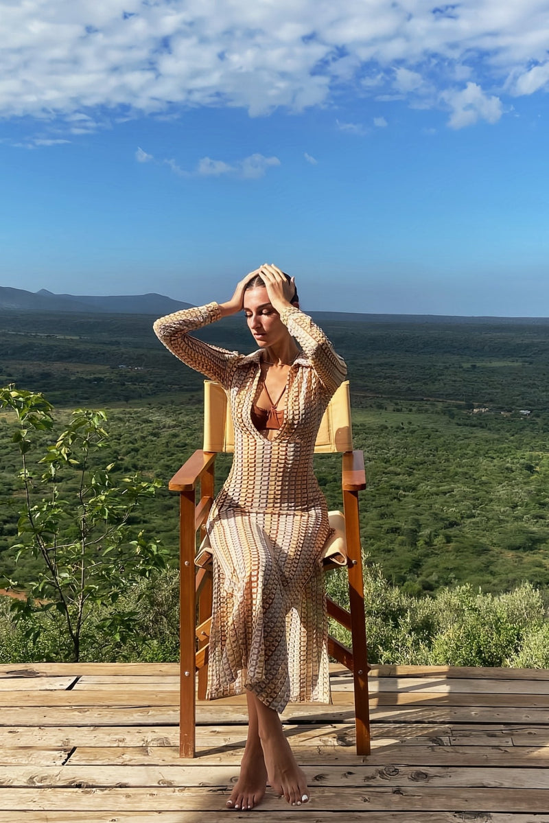 Gracefully Styled Dress for Any Occasion