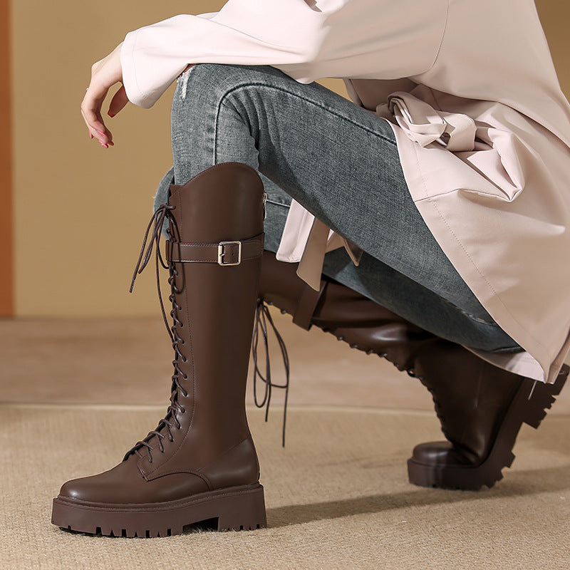 Beautifully Finished Boots in a Timeless Design