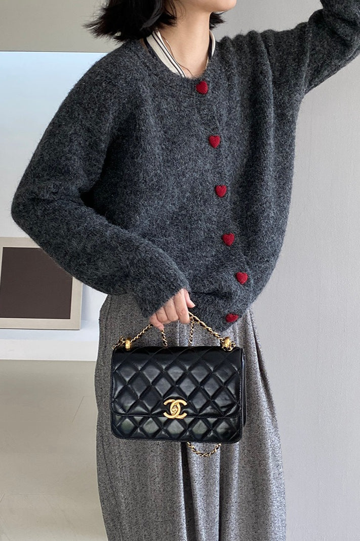 Classic Vintage & Enduringly Stylish Cardigan