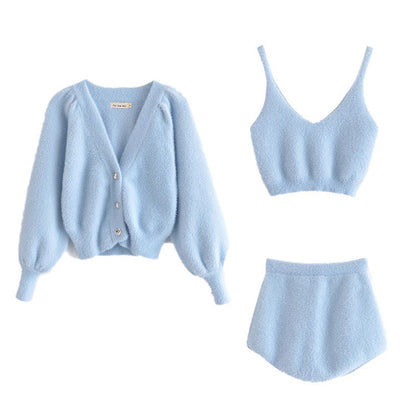 Classic Vintage Cardigan with a Flattering Fit