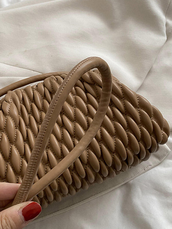 Polished Bag with an Effortless Classic Look