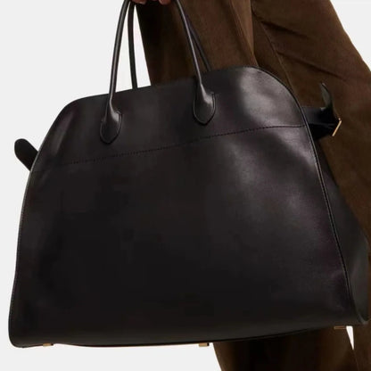 Polished Bag with an Effortless Classic Look