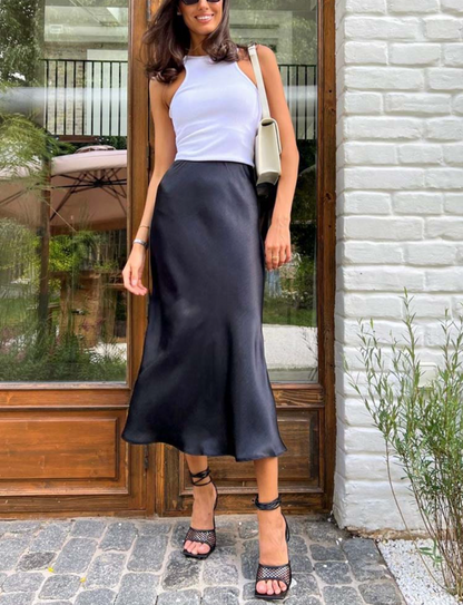 Classic Vintage Garment with a Flattering Fit
