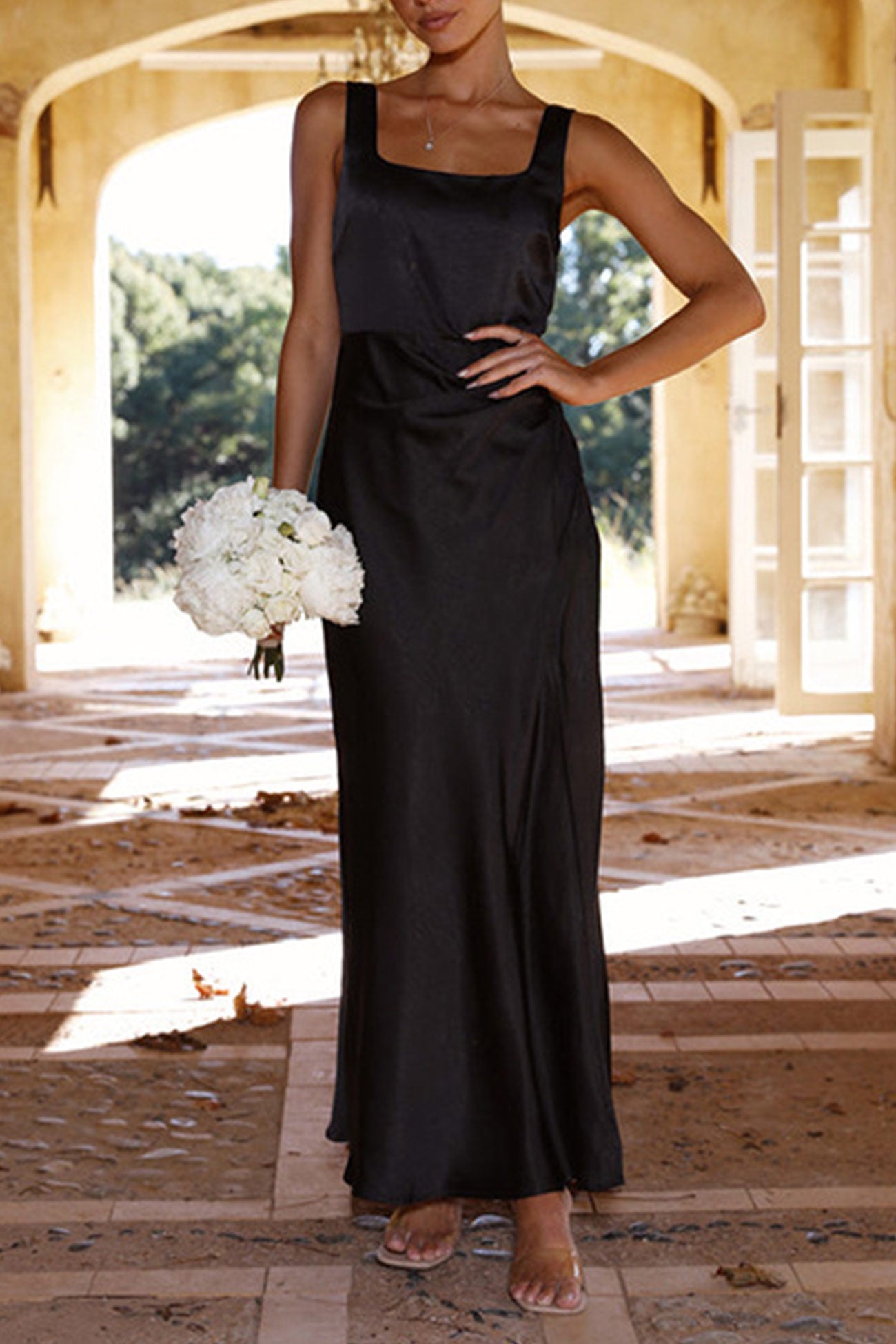 Gracefully Styled Dress for Any Occasion