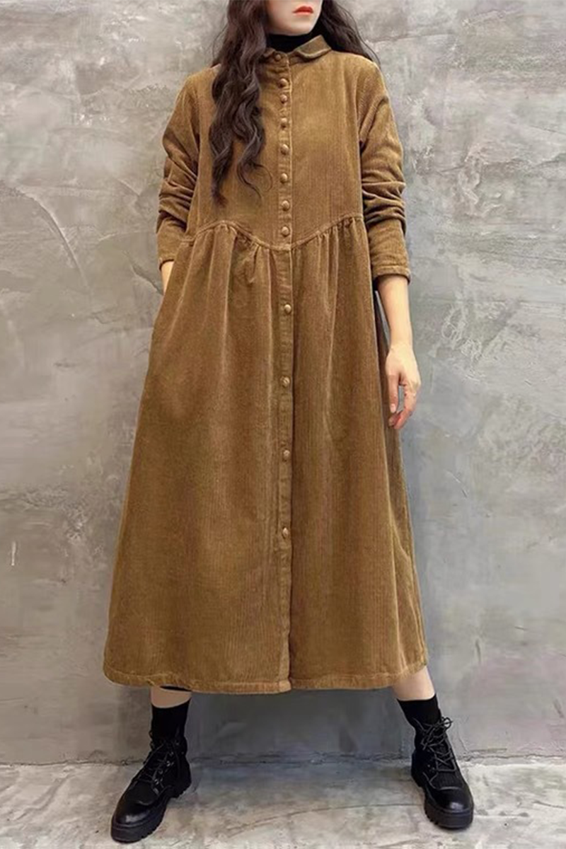 Effortlessly Elegant Garment with a Timeless Design