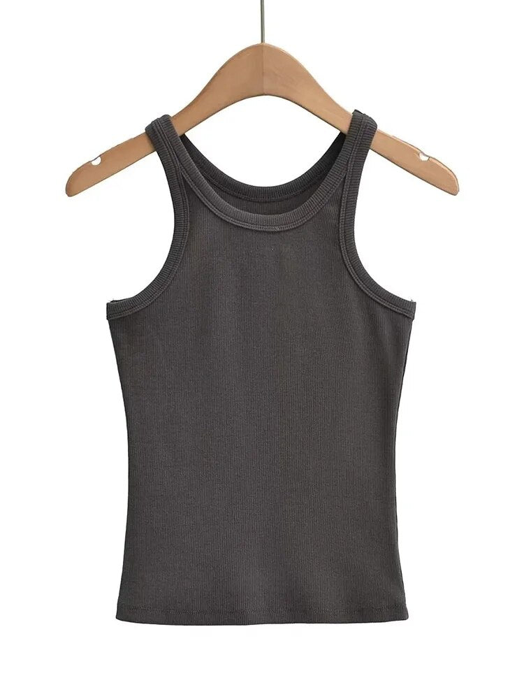 Effortlessly Elegant Top with a Timeless Design