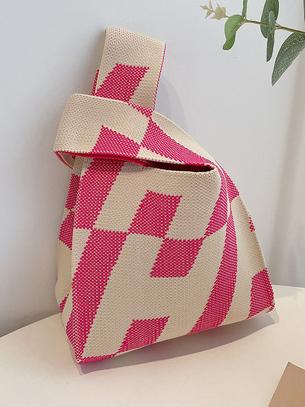 Sophisticated Bag with a Clean Classic Look