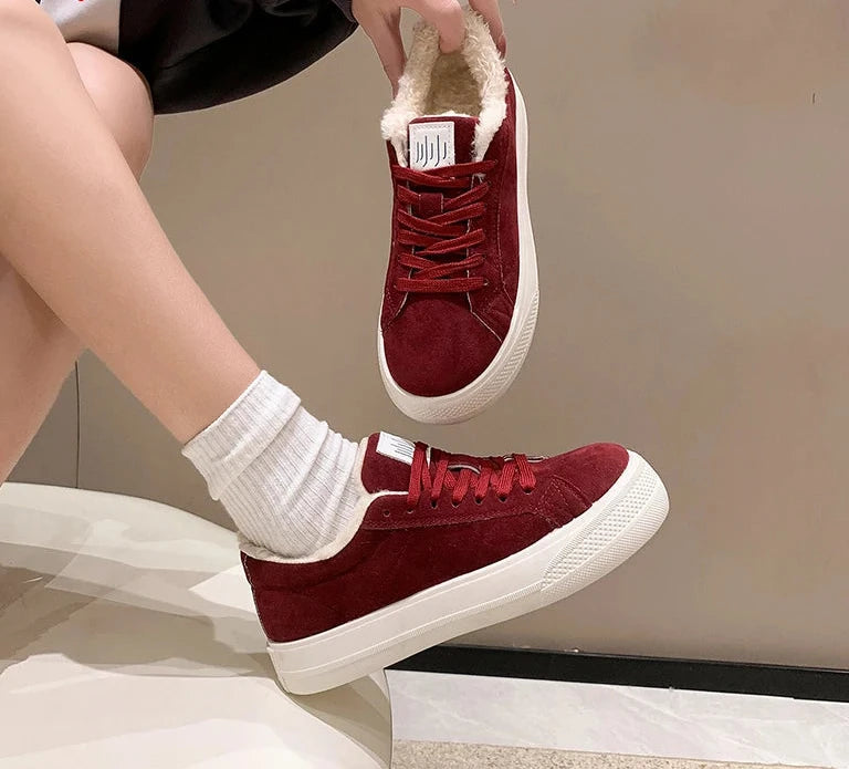 Classic Vintage Shoes with a Flattering Fit