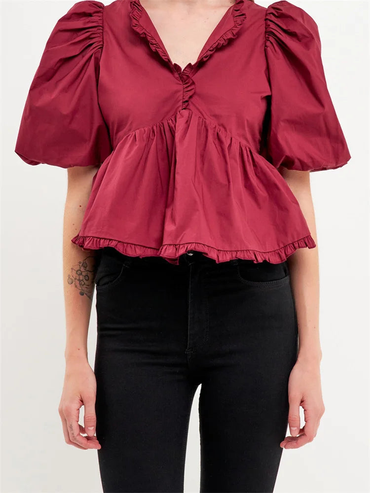 Beautifully Crafted Blouse in a Classic Style
