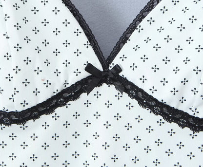 Sophisticated Garment with a Clean Classic Look