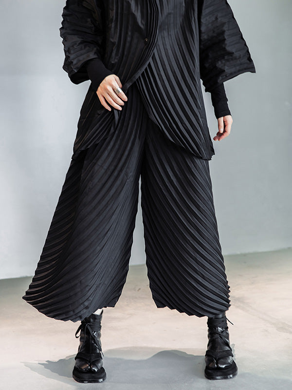 Classic Vintage Pants with a Flattering Fit