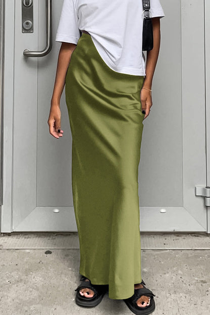 Effortlessly Elegant Garment with a Timeless Design