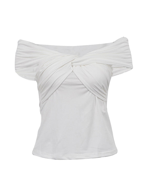 Beautifully Crafted T-Shirt in a Classic Style