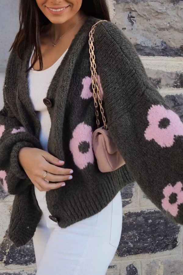 Polished Sweater with an Effortless Classic Look