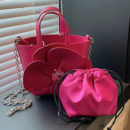 Polished Bag with an Effortless Classic Look