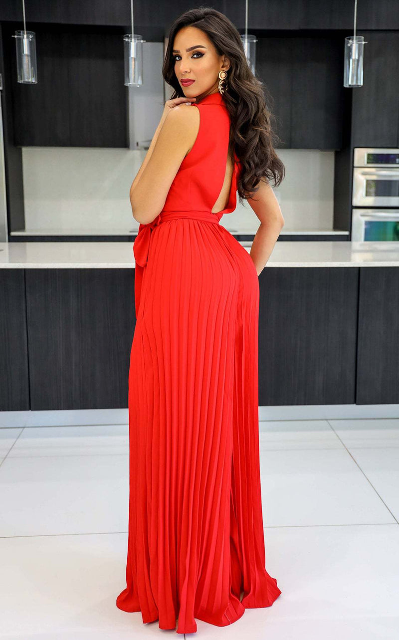 Beautifully Finished Garment in a Timeless Design