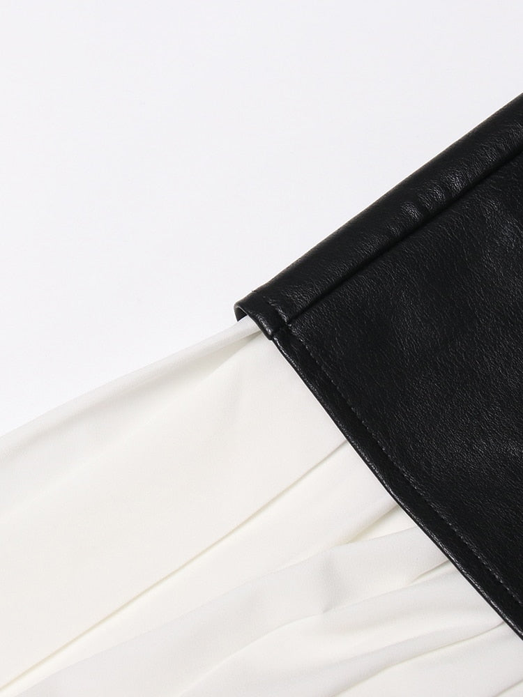 Effortlessly Elegant Garment with a Timeless Design