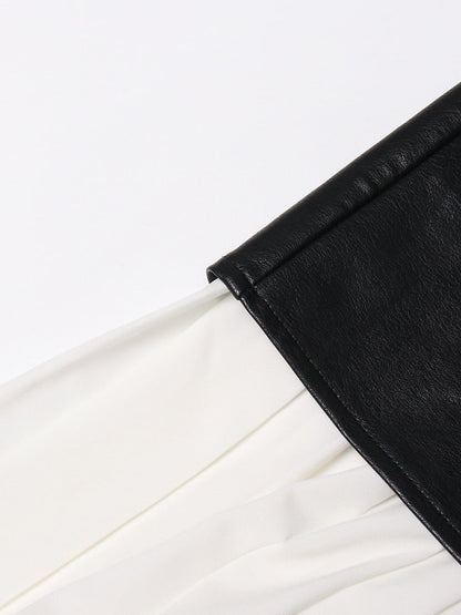 Effortlessly Elegant Garment with a Timeless Design