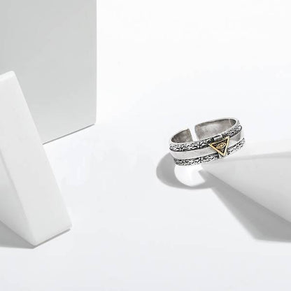 Sophisticated Garment with a Clean Classic Look