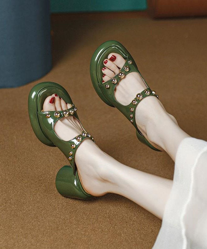 Elegantly Styled Sandals for Everyday Wear