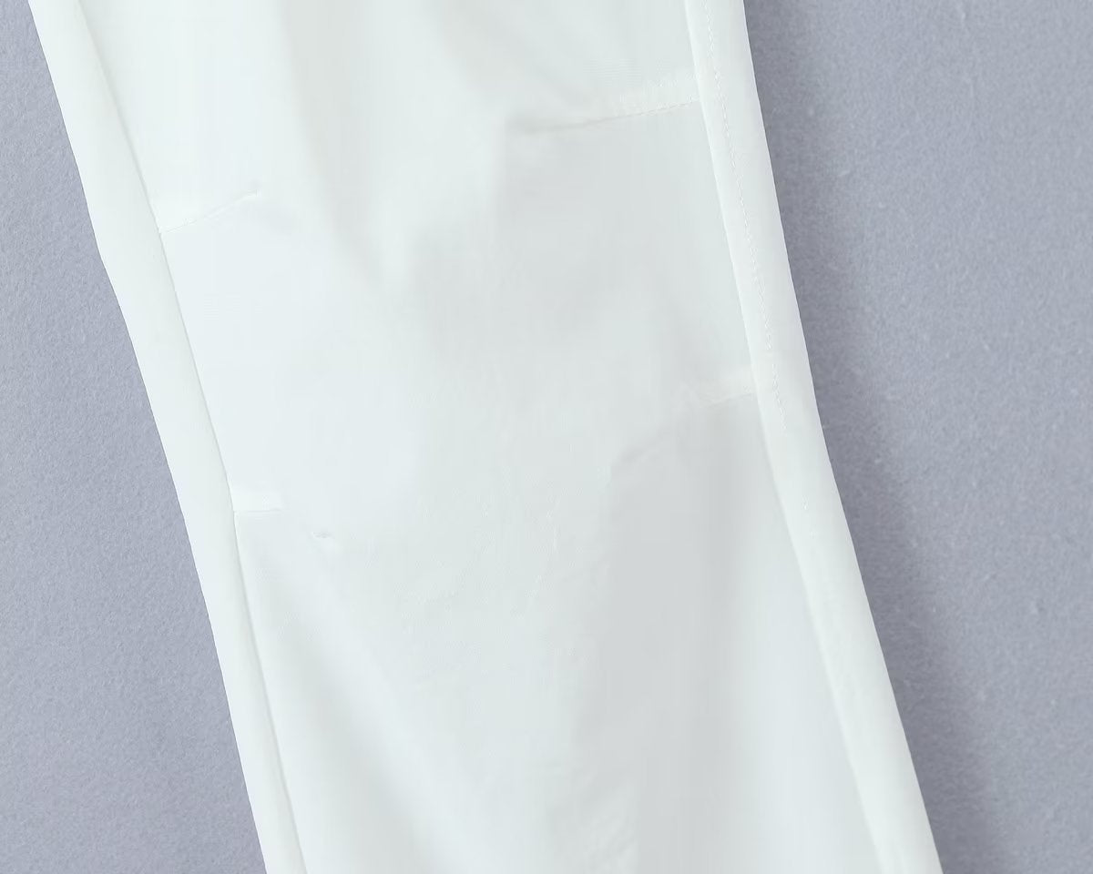 Beautifully Finished Pants in a Timeless Design