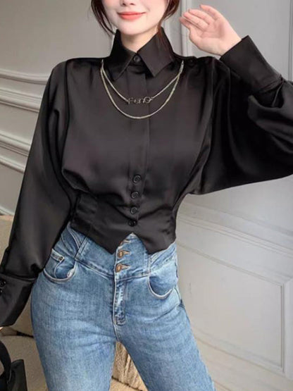 Beautifully Finished Blouse in a Timeless Design