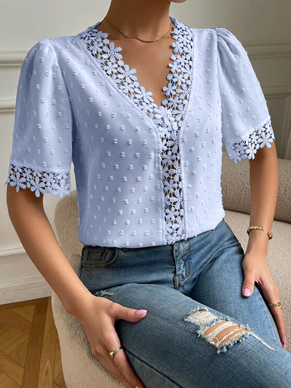 Sophisticated Blouse with a Clean Classic Look