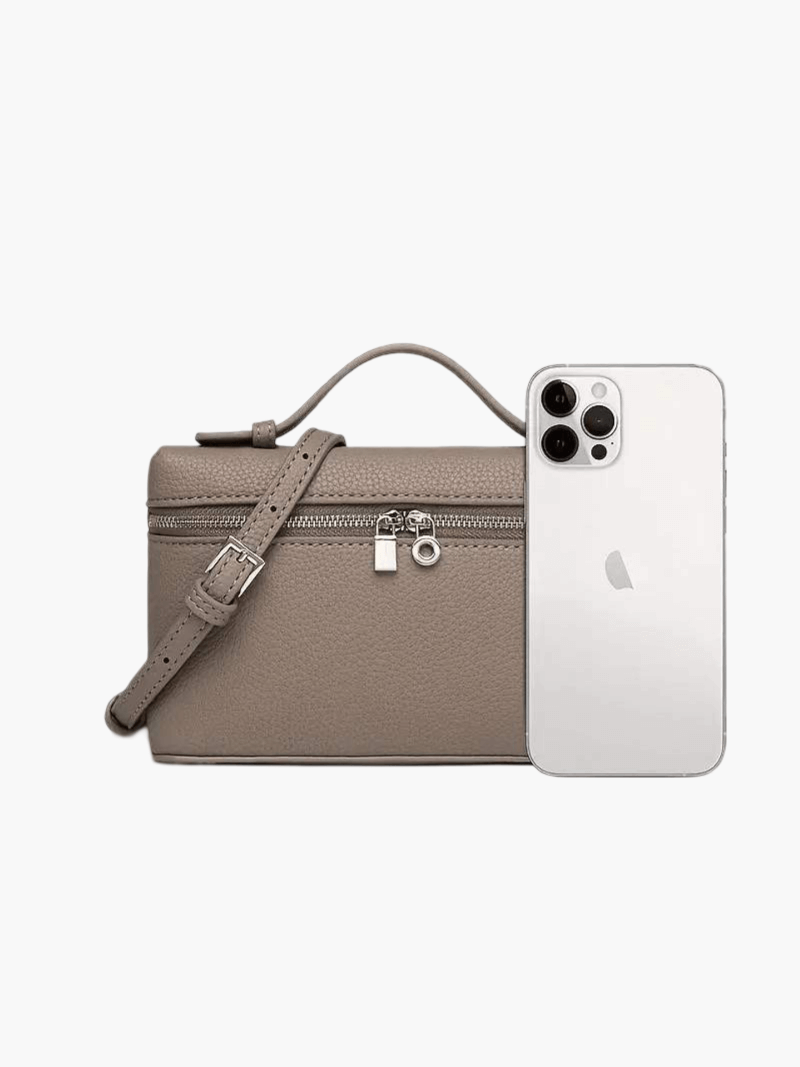 Sophisticated Bag with a Clean Classic Look