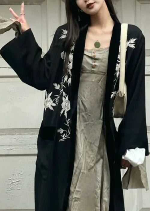 Elegantly Styled Cardigan for Everyday Wear