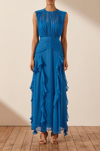 Polished Dress with an Effortless Classic Look